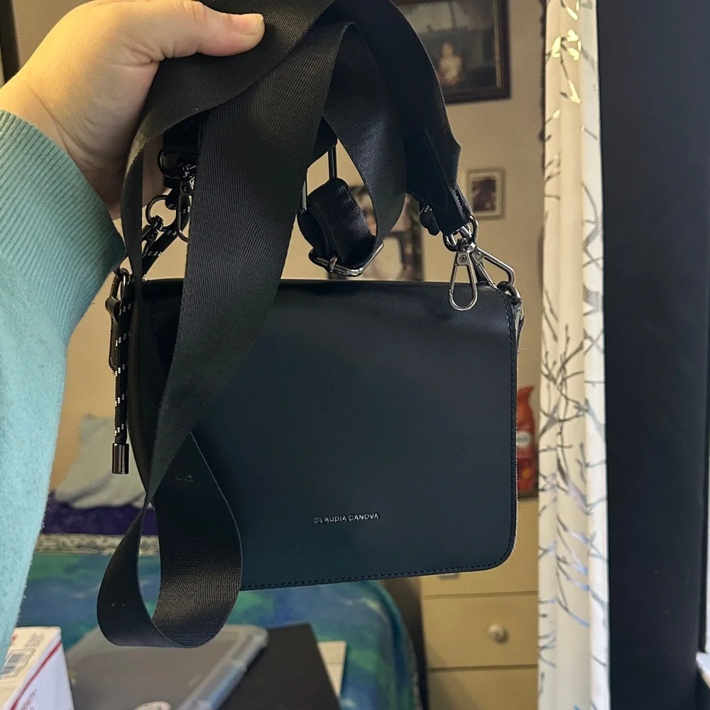 Claudia Casanova Black Crossbody Bag - Picture 10 of 14